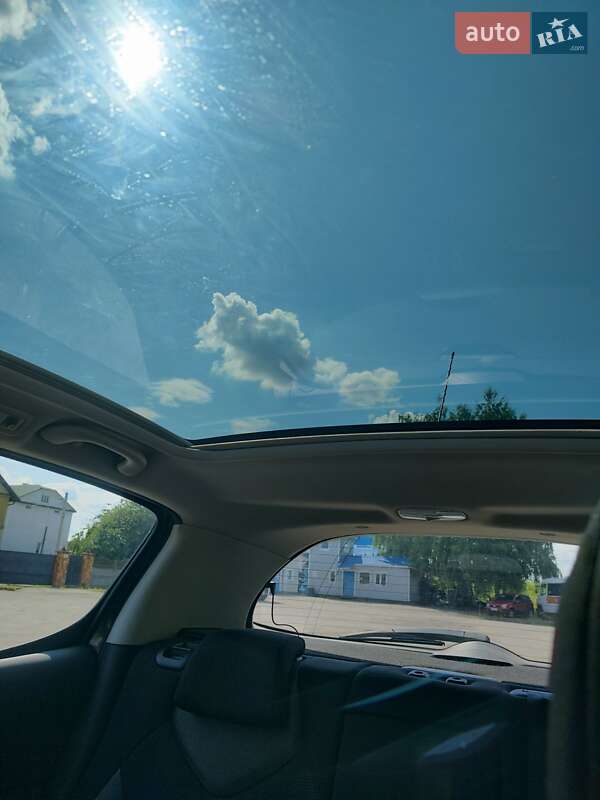 Хэтчбек Peugeot 308 2009 в Остроге