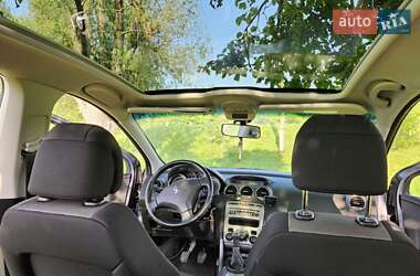 Хэтчбек Peugeot 308 2008 в 