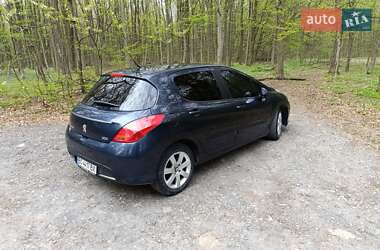 Хетчбек Peugeot 308 2011 в Тернополі