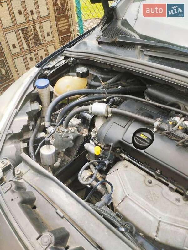 Хетчбек Peugeot 308 2008 в Львові фото 8 Хетчбек Peugeot 308 2008 в Львові