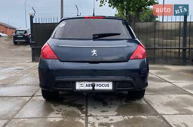 Хэтчбек Peugeot 308 2012 в 