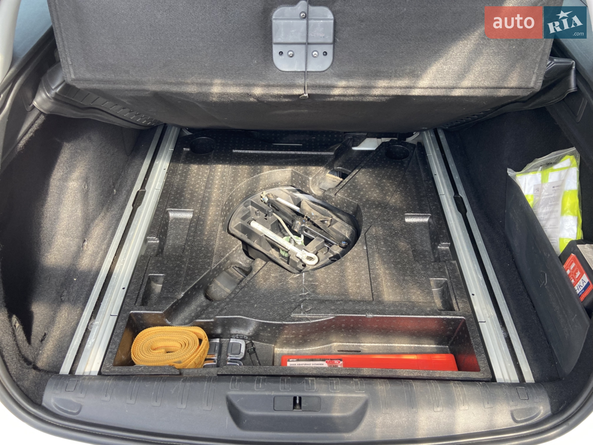 2014 Peugeot 308 - мініатюра 21