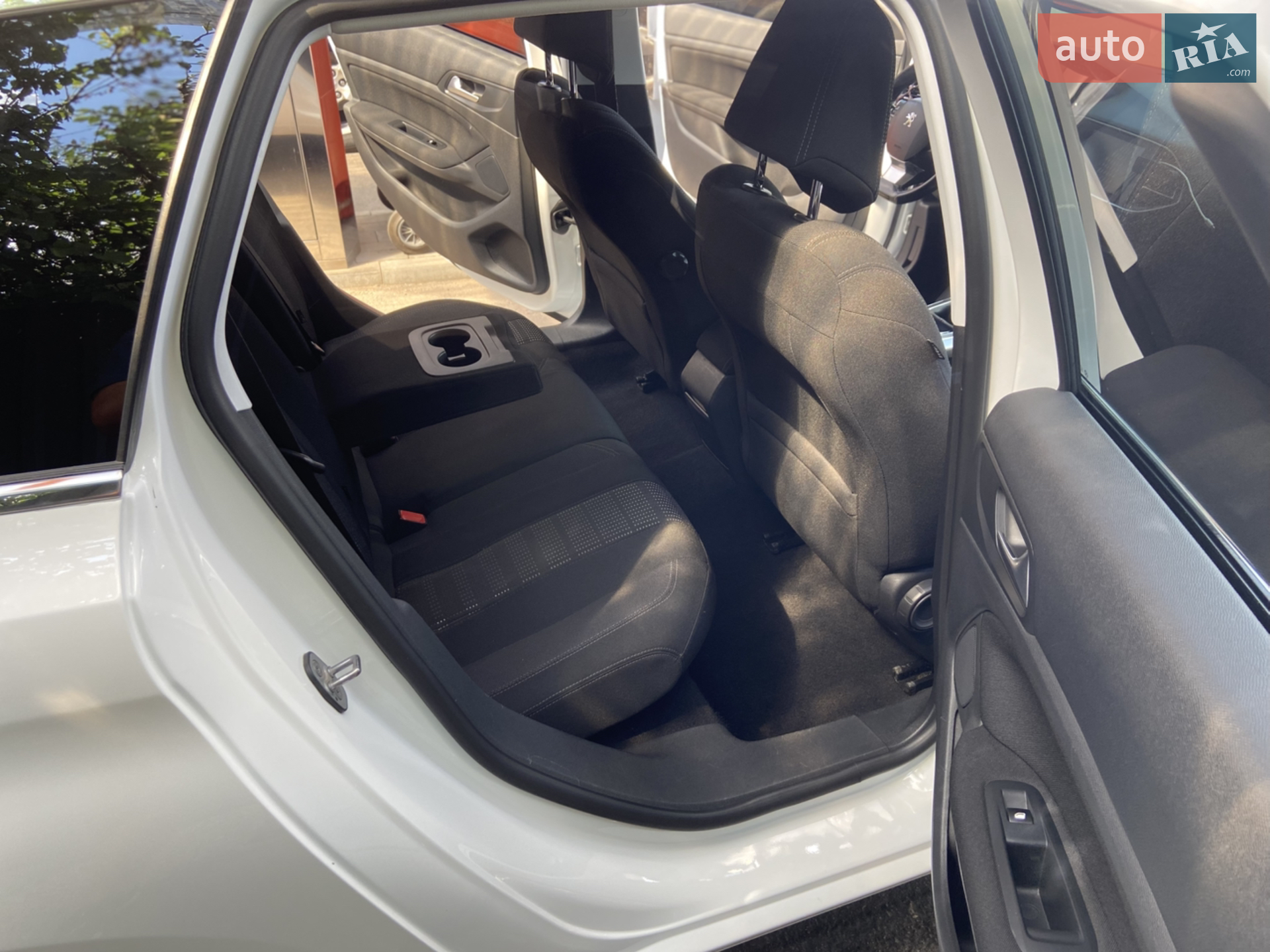 2014 Peugeot 308 - мініатюра 23