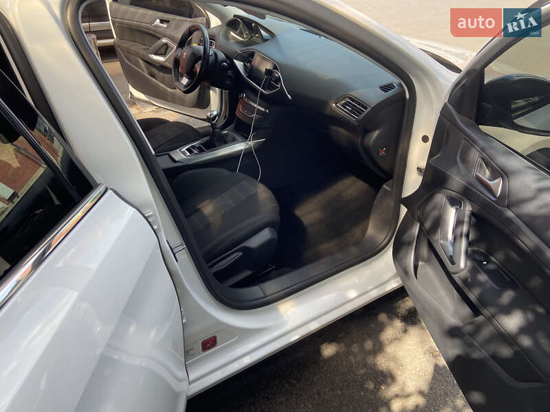 Универсал Peugeot 308 2014 в Харькове