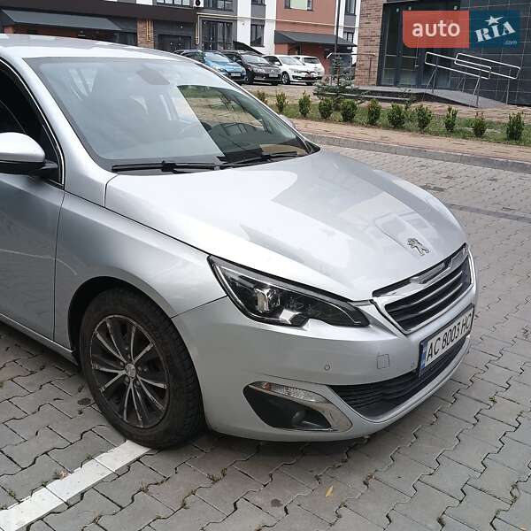 Хэтчбек Peugeot 308 2014 в Луцке фото 2 Хэтчбек Peugeot 308 2014 в Луцке