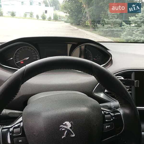 Хэтчбек Peugeot 308 2014 в Луцке фото 14 Хэтчбек Peugeot 308 2014 в Луцке