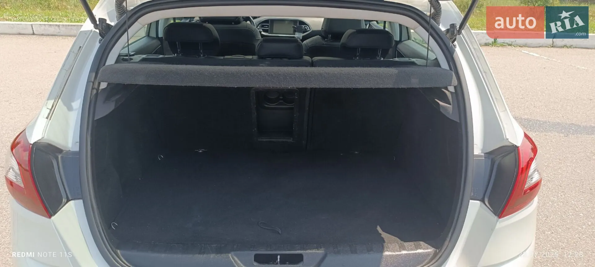 2014 Peugeot 308 - мініатюра 12