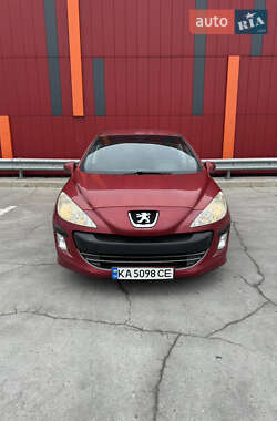 Хетчбек Peugeot 308 2008 в Києві