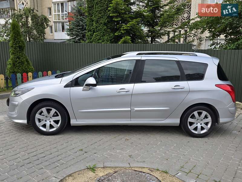 Універсал Peugeot 308 2008 в Тернополі