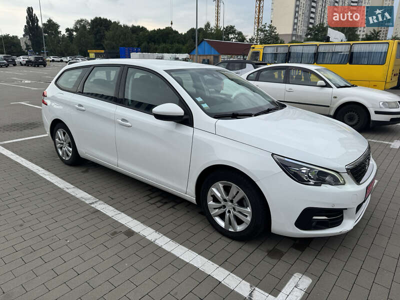 Универсал Peugeot 308 2018 в Броварах