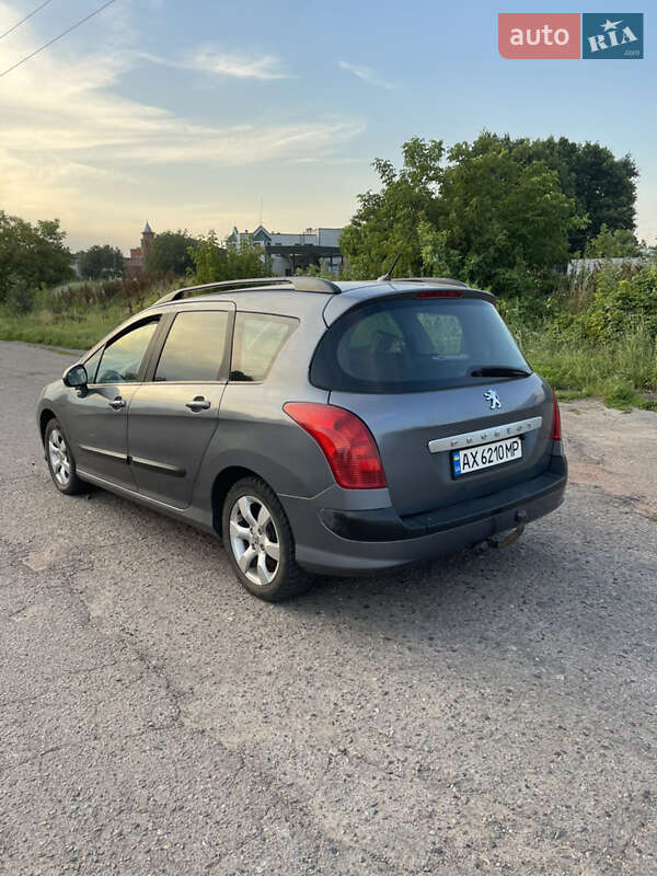 Універсал Peugeot 308 2010 в Полтаві