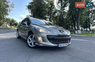 Хэтчбек Peugeot 308 2010 в Виннице