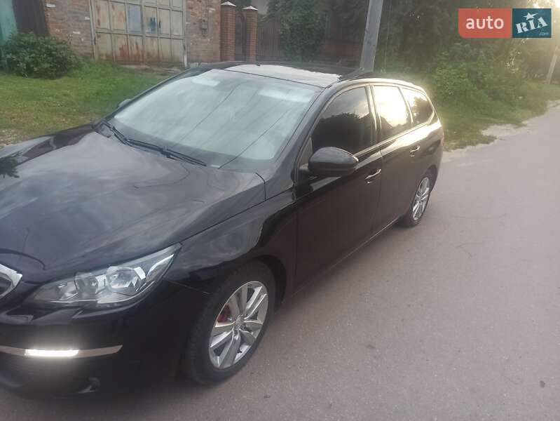 Універсал Peugeot 308 2015 в Глухові