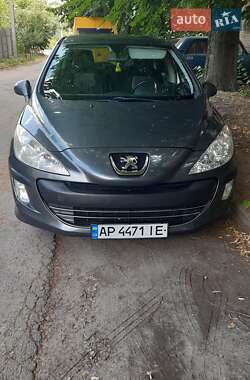 Хэтчбек Peugeot 308 2010 в Запорожье