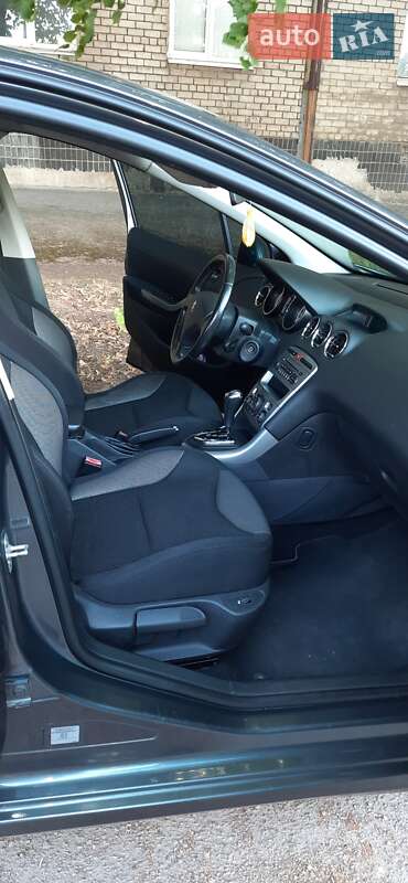 Хэтчбек Peugeot 308 2010 в Запорожье фото 12 Хэтчбек Peugeot 308 2010 в Запорожье