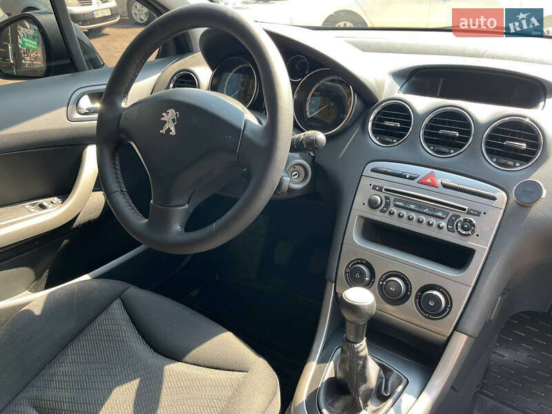 Универсал Peugeot 308 2013 в Кривом Роге