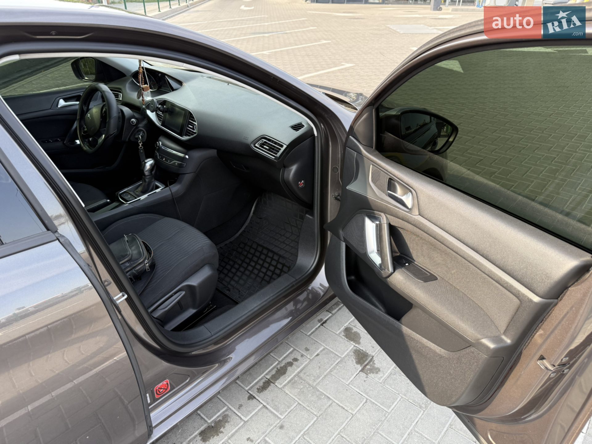 2015 Peugeot 308 - мініатюра 9
