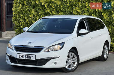 Універсал Peugeot 308 2015 в Стрию