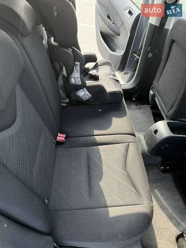 Хэтчбек Peugeot 308 2010 в Киеве фото 6 Хэтчбек Peugeot 308 2010 в Киеве