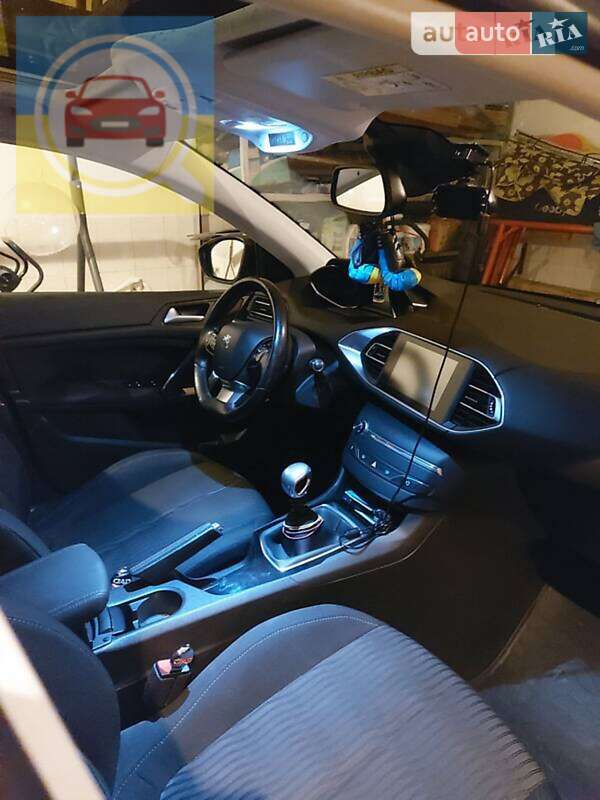 Універсал Peugeot 308 2014 в Луцьку