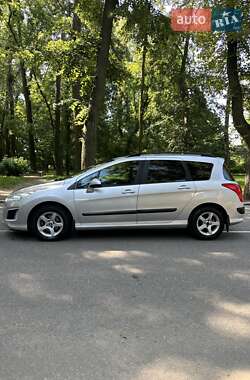 Универсал Peugeot 308 2012 в Черновцах