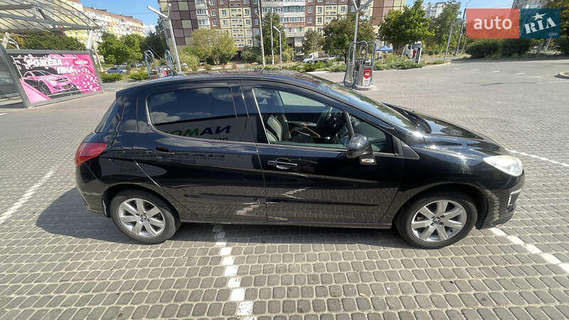 Хетчбек Peugeot 308 2011 в Дніпрі фото 3 Хетчбек Peugeot 308 2011 в Дніпрі