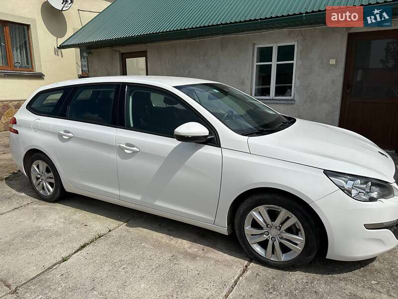 Универсал Peugeot 308 2014 в Тернополе