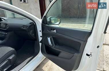 Универсал Peugeot 308 2014 в Тернополе