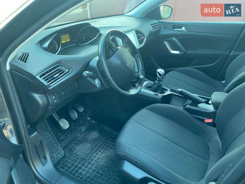 Универсал Peugeot 308 2019 в Ровно фото 9 Универсал Peugeot 308 2019 в Ровно