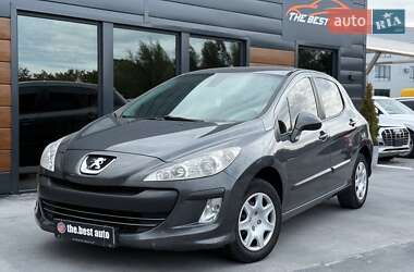 Хетчбек Peugeot 308 2010 в Рівному