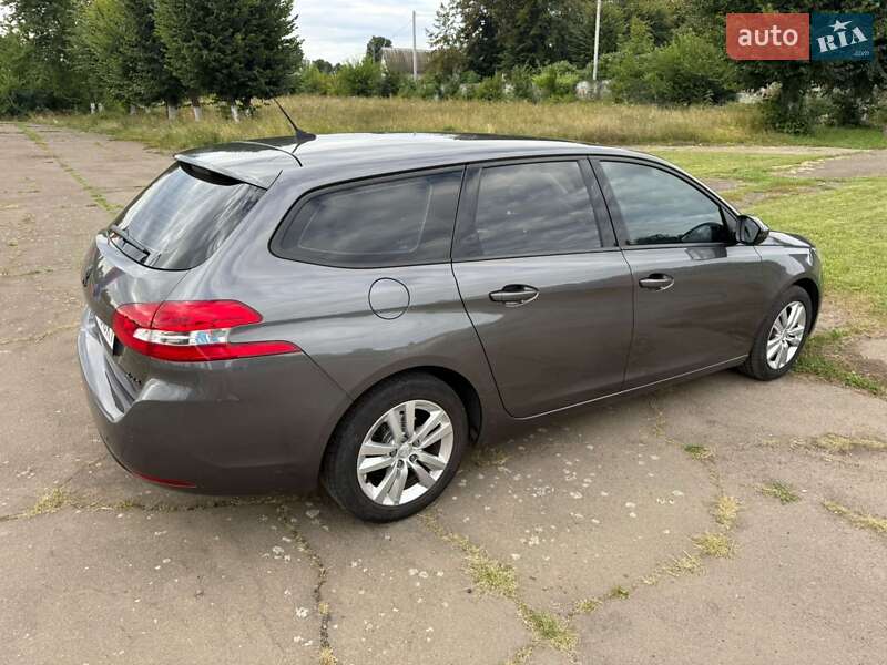 Універсал Peugeot 308 2016 в Ладижині