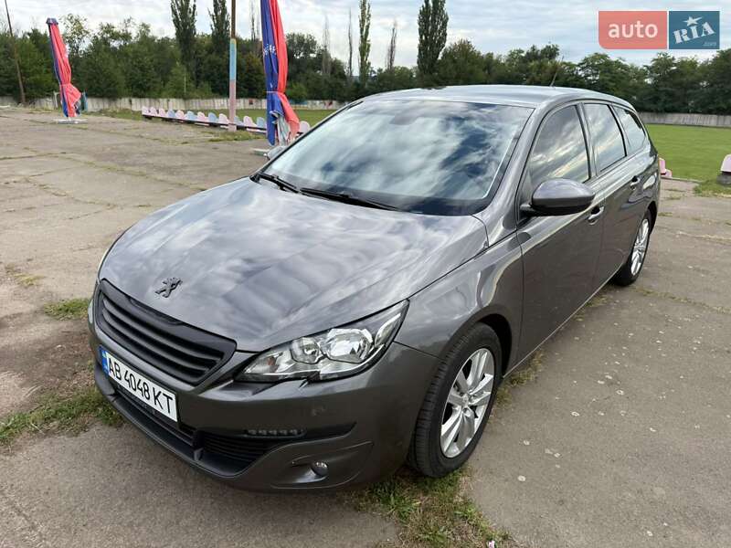 Універсал Peugeot 308 2016 в Ладижині