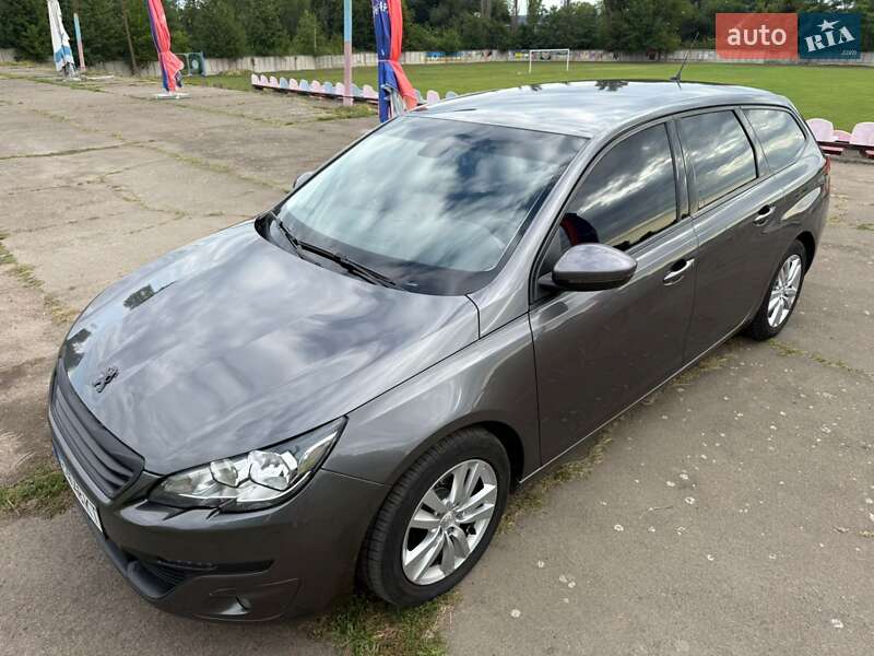 Універсал Peugeot 308 2016 в Ладижині