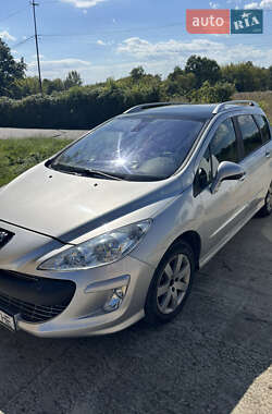 Универсал Peugeot 308 2010 в Ужгороде