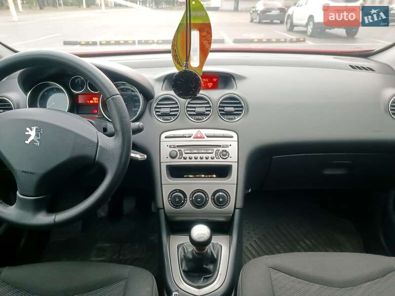 Хетчбек Peugeot 308 2008 в Кам'янському фото 7 Хетчбек Peugeot 308 2008 в Кам'янському