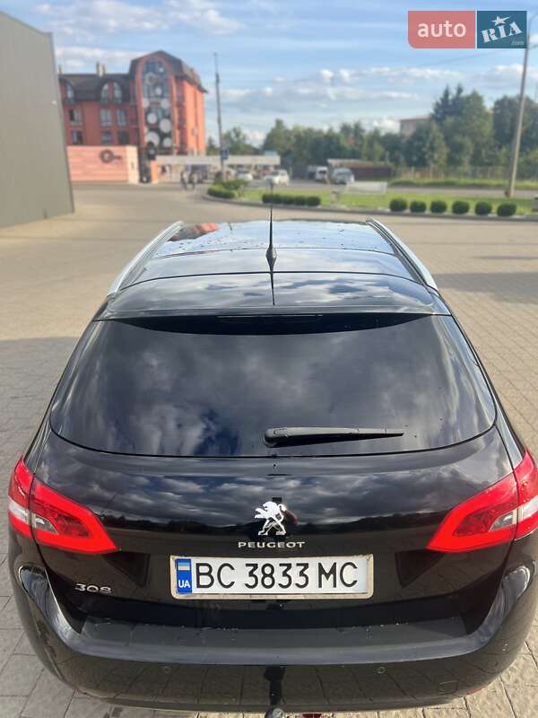 Універсал Peugeot 308 2017 в Дрогобичі