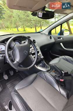 Хэтчбек Peugeot 308 2008 в 