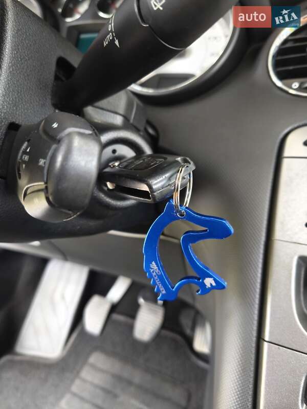 Хетчбек Peugeot 308 2008 в Дрогобичі