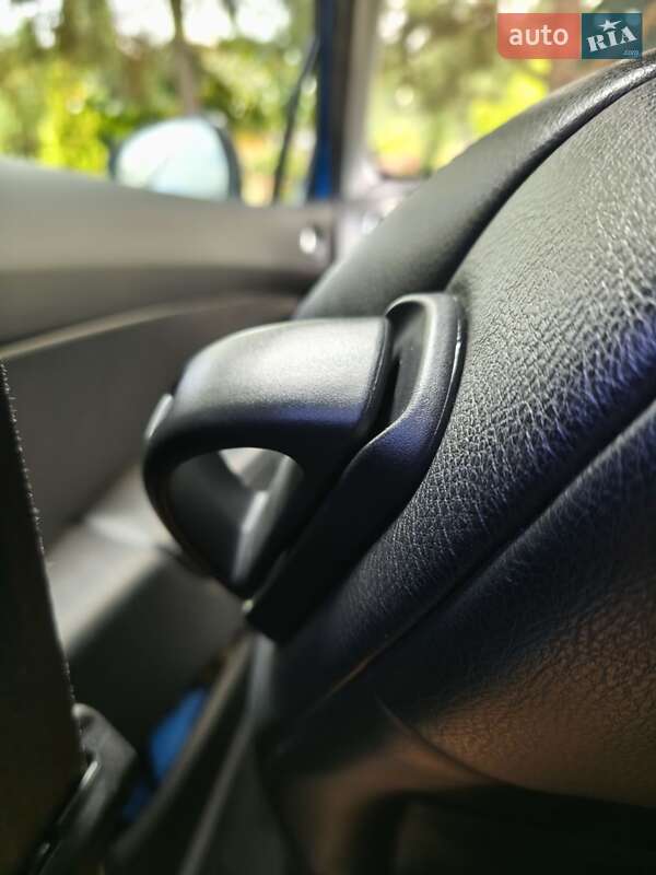 Хетчбек Peugeot 308 2008 в Дрогобичі