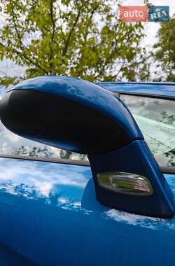 Хэтчбек Peugeot 308 2008 в 