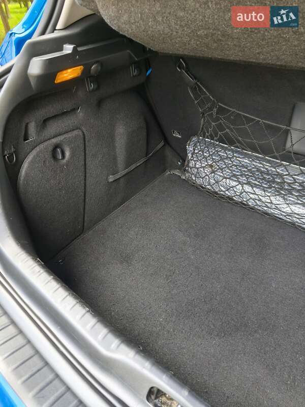 Хетчбек Peugeot 308 2008 в Дрогобичі