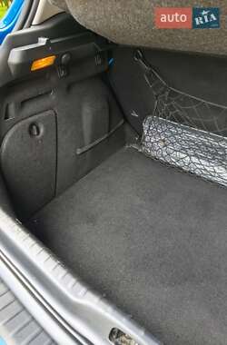 Хэтчбек Peugeot 308 2008 в 
