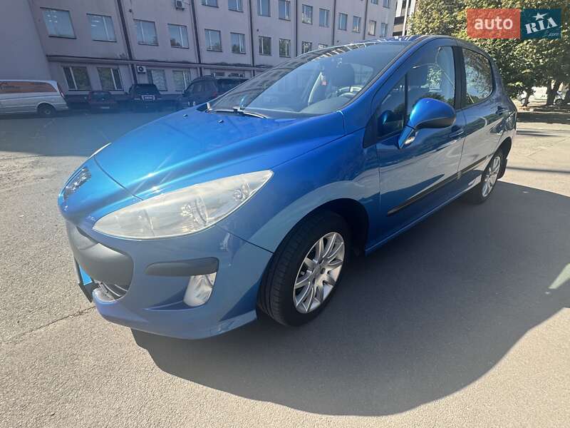 Хетчбек Peugeot 308 2008 в Києві