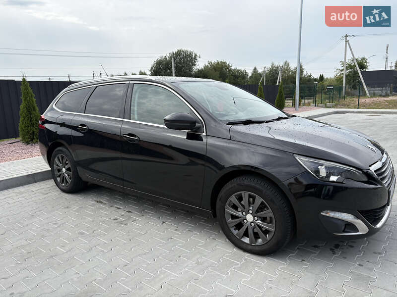 Універсал Peugeot 308 2015 в Львові