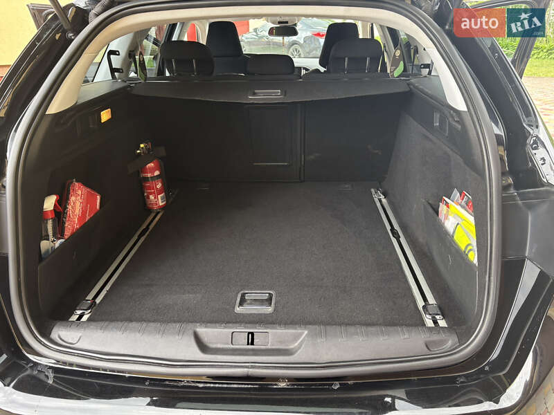 Універсал Peugeot 308 2015 в Львові