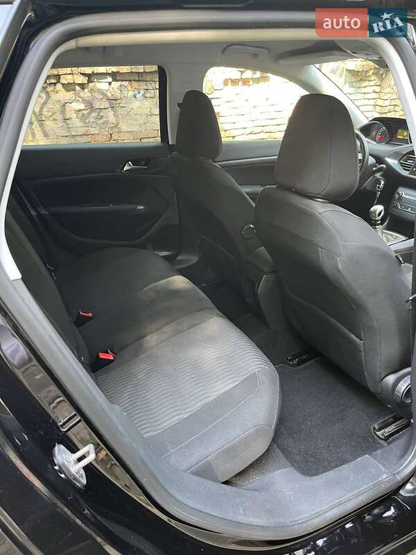 Універсал Peugeot 308 2015 в Києві