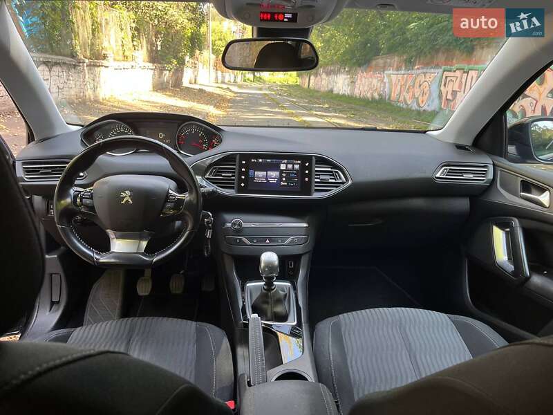 Універсал Peugeot 308 2015 в Києві