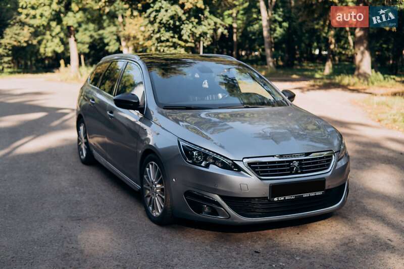 Универсал Peugeot 308 2016 в Чернигове