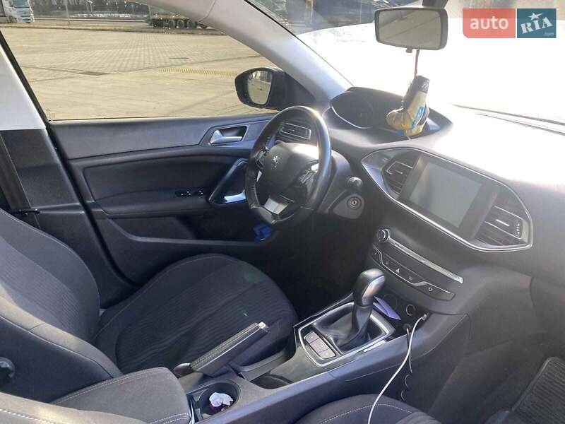 Peugeot 308 2017 Peugeot 308 2017