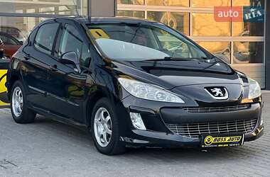Хэтчбек Peugeot 308 2008 в Ивано-Франковске